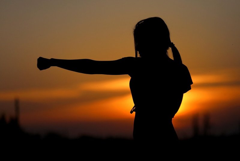 The Hexagram of Discipline and the Path of Self-Regulation in Investment