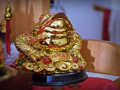 Классическая повествовательная история: число слепого дракона и сливы